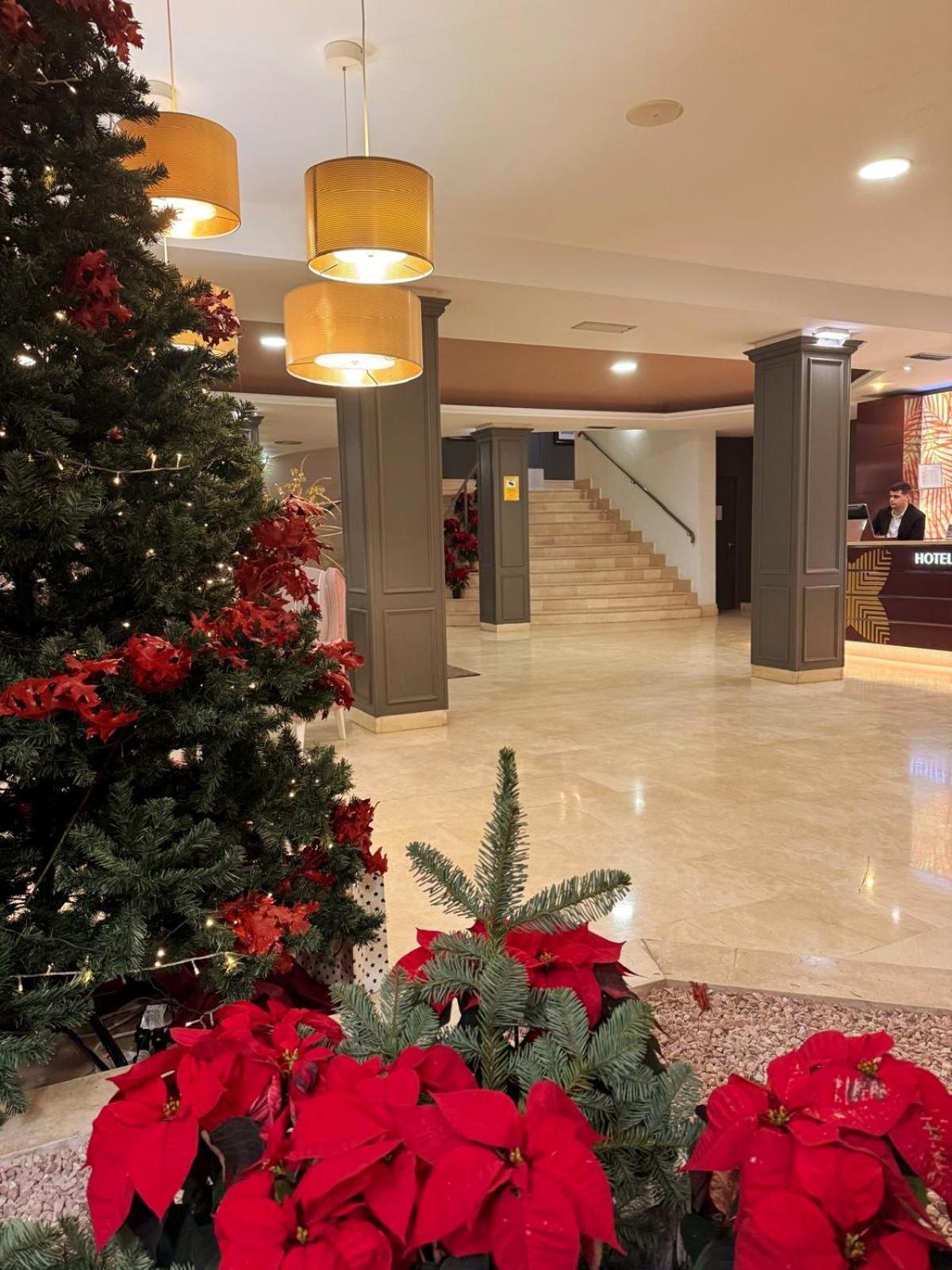 Hotel La Palma De يانس المظهر الخارجي الصورة